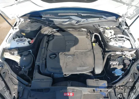 2015 Mercedes-Benz E 350 4Matic из США, поврежденный, VIN WDDHF8JB7FB094476